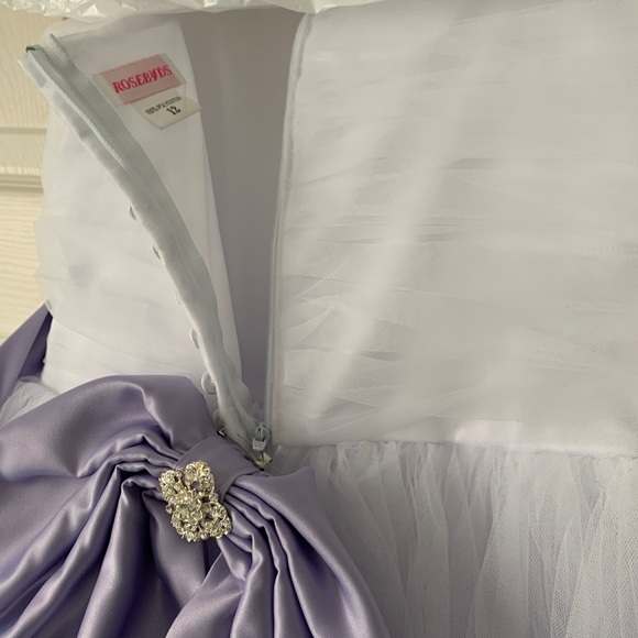 White Formal Flowergirl Dress, by Rosebud Fashions, size 12, Wedding fashions - Picture 8 of 11